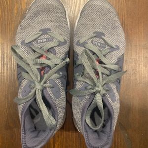 Nike Airmax little girls sneakers